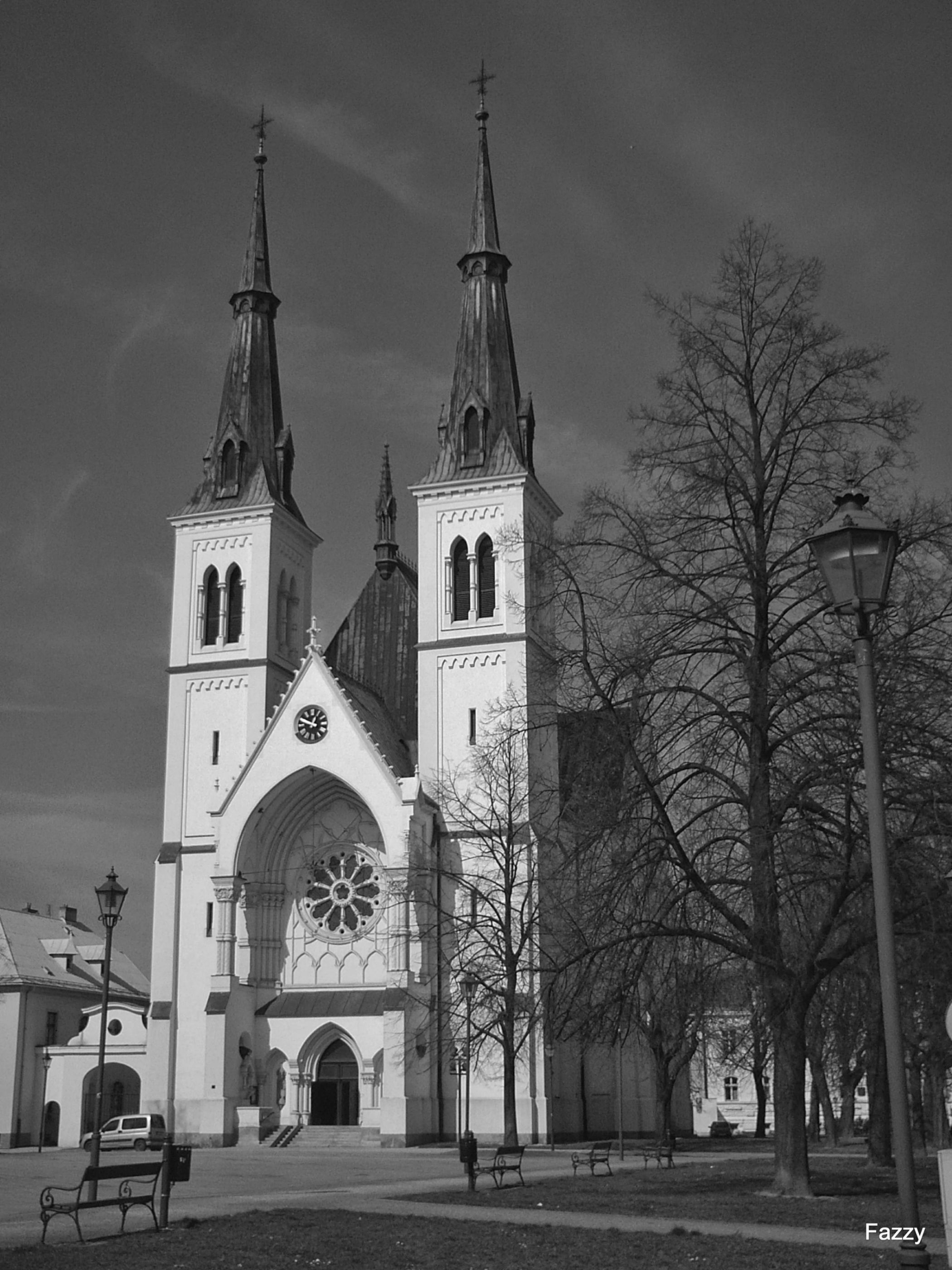 Kostel Neposkvrněného Početí Panny Marie-01